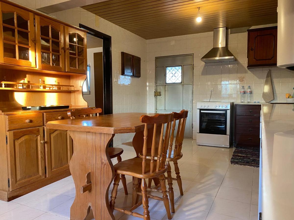 Villa Cozy Farm House In The Countryside Monte Das Figueiras de Lavre Exterior foto